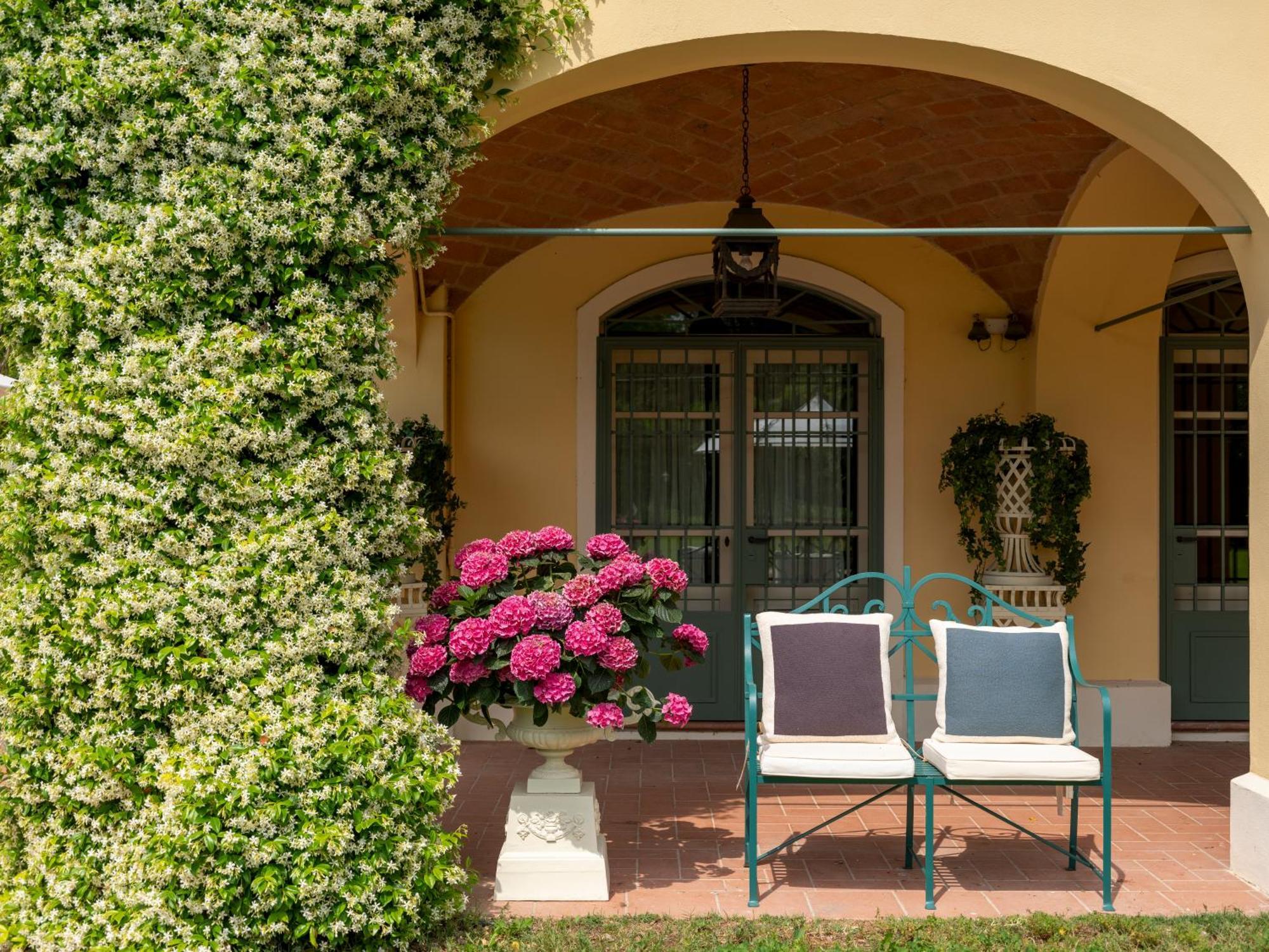 Elizabeth Country House, A Member Of Design Hotels Минербио Экстерьер фото